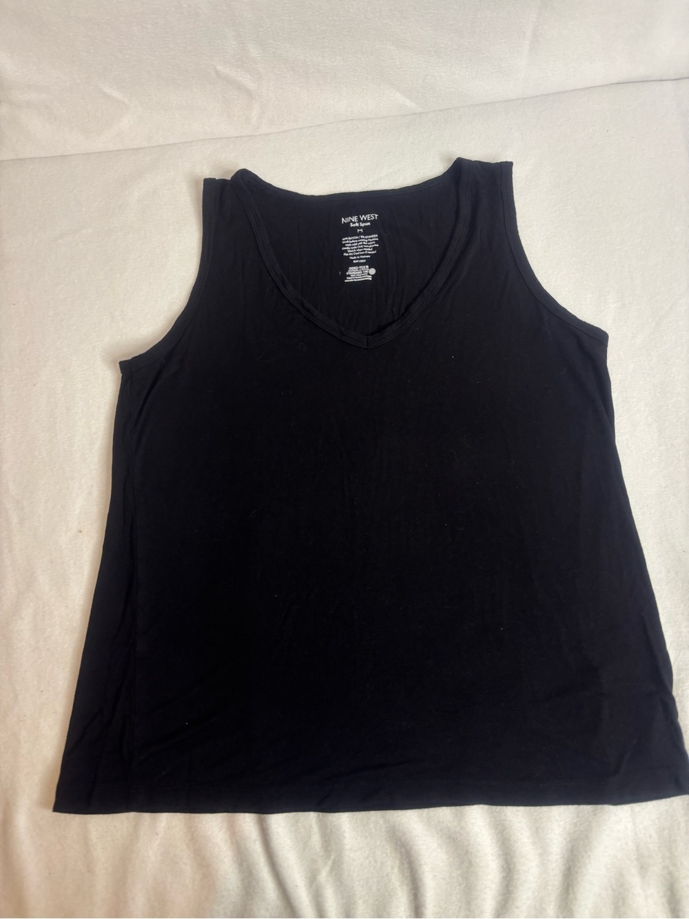 Nine West Black V-Neck Sleeveless Tank